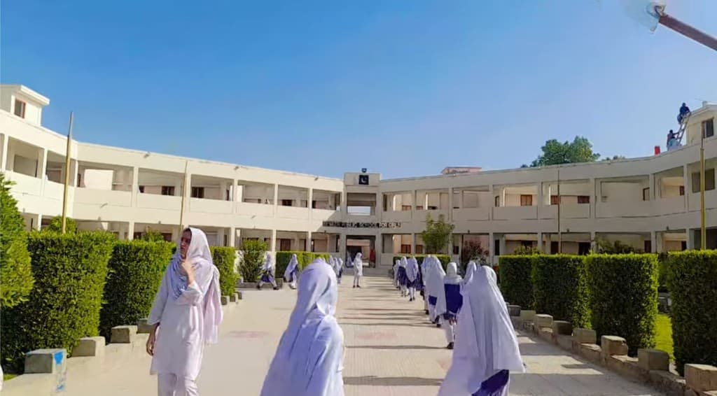Benazir Public Girls Higher Secondary School — Nawabshah